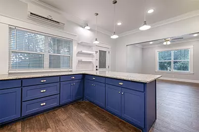 309 W Walnut Street, Whitewright, TX 75491 - Photo 11