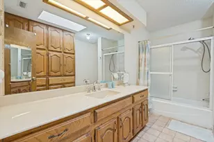 411 Bradshaw St, Cedar Hill, TX 75104 - Photo 15