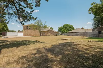 411 Bradshaw Street, Cedar Hill, TX 75104 - Photo 23