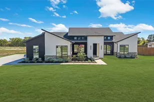 430 Whispering Wy, Red Oak, TX 75154 - Photo 1