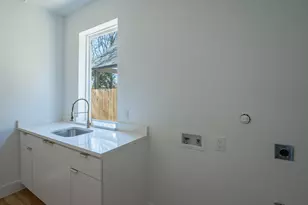 2706 Valentine St, Dallas, TX 75215 - Photo 19