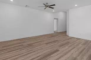 8536 Big Apple Dr, Fort Worth, TX 76179 - Photo 5