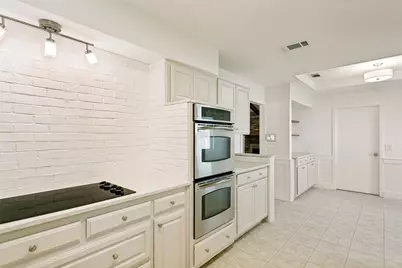 4036 Los Robles Drive, Plano, TX 75074 - Photo 11