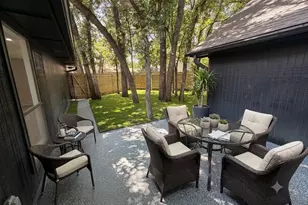 2200 Sand Creek Ct, Arlington, TX 76006 - Photo 5