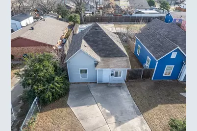 2406 Ross Avenue, Fort Worth, TX 76164 - Photo 1
