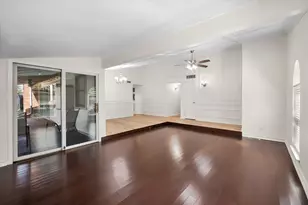 7520 Weatherwood Ct, Fort Worth, TX 76133 - Photo 5