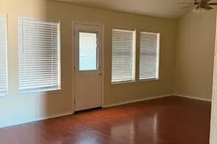 1511 Sunflower Ln, Granbury, TX 76048 - Photo 7