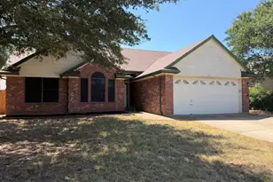 1511 Sunflower Ln, Granbury, TX 76048 - Photo 1
