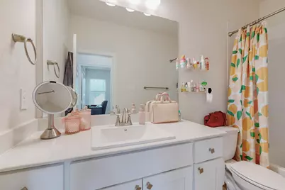 12977 Wymeth Drive, Farmers Branch, TX 75234 - Photo 23
