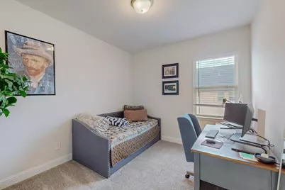 12977 Wymeth Drive, Farmers Branch, TX 75234 - Photo 15