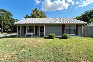 601 Locust St S, Sulphur Springs, TX 75482 - Photo 1