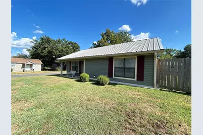 601 Locust Street S, Sulphur Springs, TX 75482 - Photo 23