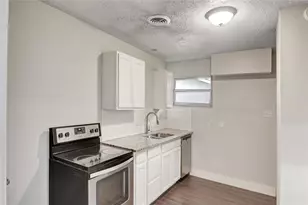 5413 Wedgwood Dr, Fort Worth, TX 76133 - Photo 7