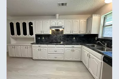 823 Madrid Drive, Duncanville, TX 75116 - Photo 9