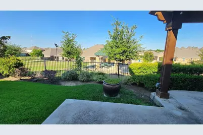 2713 Red Sage Road, Lewisville, TX 75067 - Photo 31