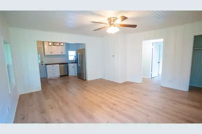 401 W Carolina Street, Palestine, TX 75803 - Photo 11