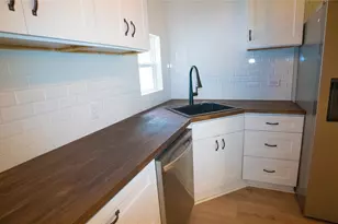 401 W Carolina St, Palestine, TX 75803 - Photo 5