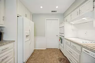16406 Lauder Ln, Dallas, TX 75248 - Photo 11