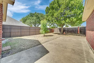 4001 Arrowcrest Lane, Garland, TX 75044 - Photo 27