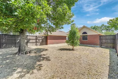 4001 Arrowcrest Lane, Garland, TX 75044 - Photo 29