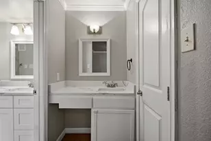 3206 S Fielder Rd, Arlington, TX 76015 - Photo 15