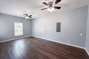 1012 Turner St, Cleburne, TX 76033 - Photo 7