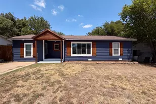 1012 Turner St, Cleburne, TX 76033 - Photo 1
