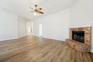 1011 Port Aransas Dr, Little Elm, TX 75068 - Photo 7