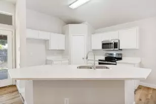 1011 Port Aransas Dr, Little Elm, TX 75068 - Photo 11