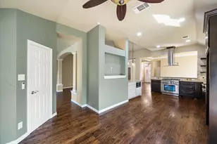 1021 Muirfield Dr, Mansfield, TX 76063 - Photo 9