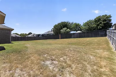 7526 Park Avenue, Forest Hill, TX 76140 - Photo 9