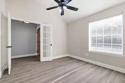 2909 Menlo Park Lane, Carrollton, TX 75007 - Photo 3