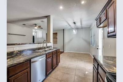 10618 Lansdowne Lane, Rowlett, TX 75089 - Photo 9