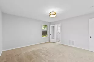 8809 Liptonshire Dr, Dallas, TX 75238 - Photo 13