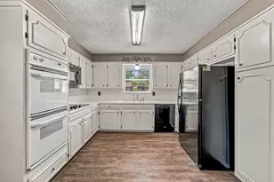 905 Meadowlark Ln, Stephenville, TX 76401 - Photo 11