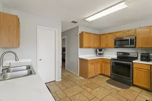 3925 Stonewick Ct, Fort Worth, TX 76123 - Photo 11