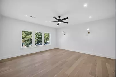 413 Graham Avenue, Dallas, TX 75223 - Photo 17