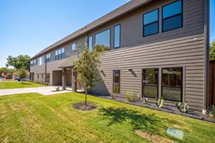 413 Graham Ave, Dallas, TX 75223 - Photo 3