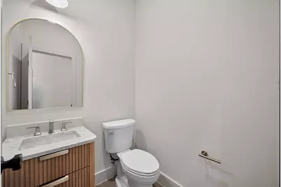 413 Graham Avenue, Dallas, TX 75223 - Photo 11
