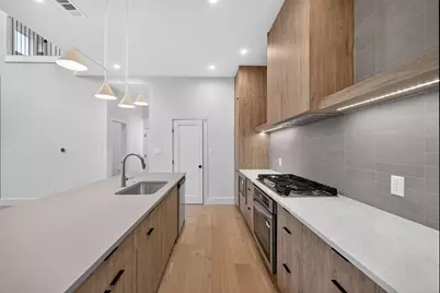 413 Graham Avenue, Dallas, TX 75223 - Photo 13
