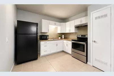 3039 College Avenue, Fort Worth, TX 76110 - Photo 3