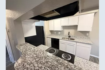 1122 Millview #2704, Arlington, TX 76012 - Photo 7