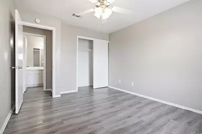 1122 Millview #2704, Arlington, TX 76012 - Photo 15