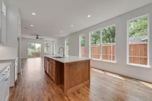 2410 Boyd St, Dallas, TX 75224 - Photo 9