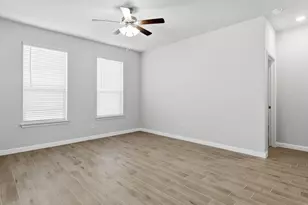 908 Parkview Dr, Cleburne, TX 76031 - Photo 7
