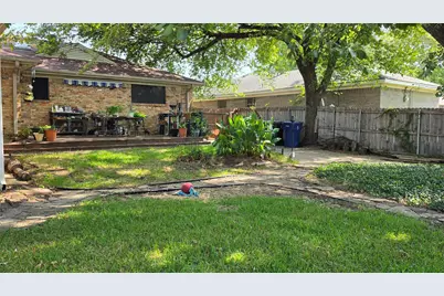 1210 Vicksburg Drive, Garland, TX 75041 - Photo 3