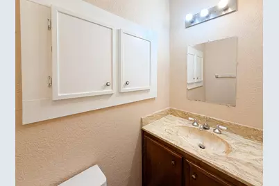 1705 N Robinson Street, Cleburne, TX 76031 - Photo 11