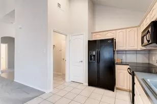 2612 Evening Shade Dr, Fort Worth, TX 76131 - Photo 9