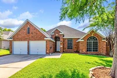 4564 Jousting Lane, Grand Prairie, TX 75052 - Photo 1