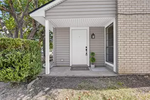 4625 Chapman St, The Colony, TX 75056 - Photo 3